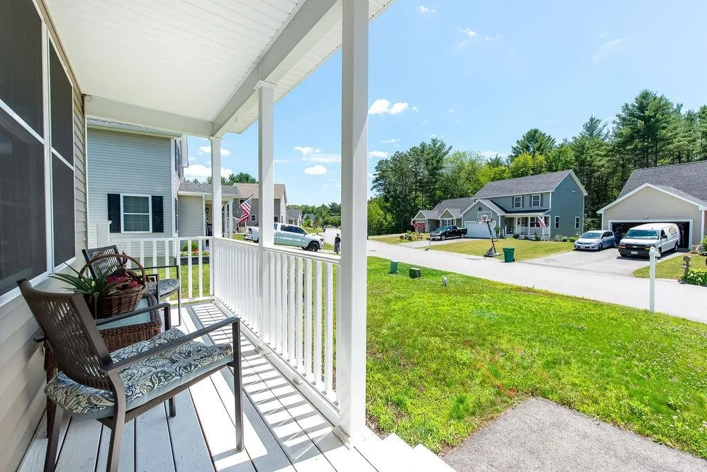 33 Rangeway Drive Rochester NH 03868