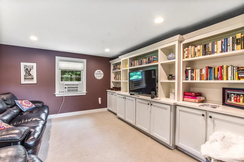 267 Chalk Pond Road Newbury NH 03255