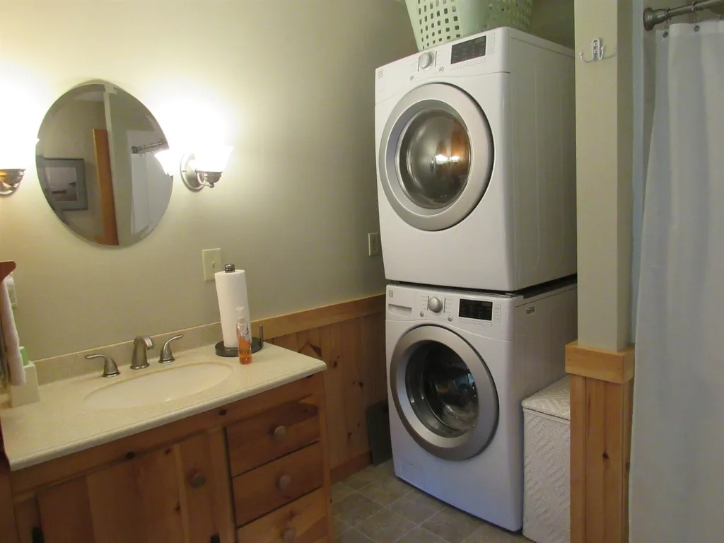 356 Old Newport Road Claremont NH 03743