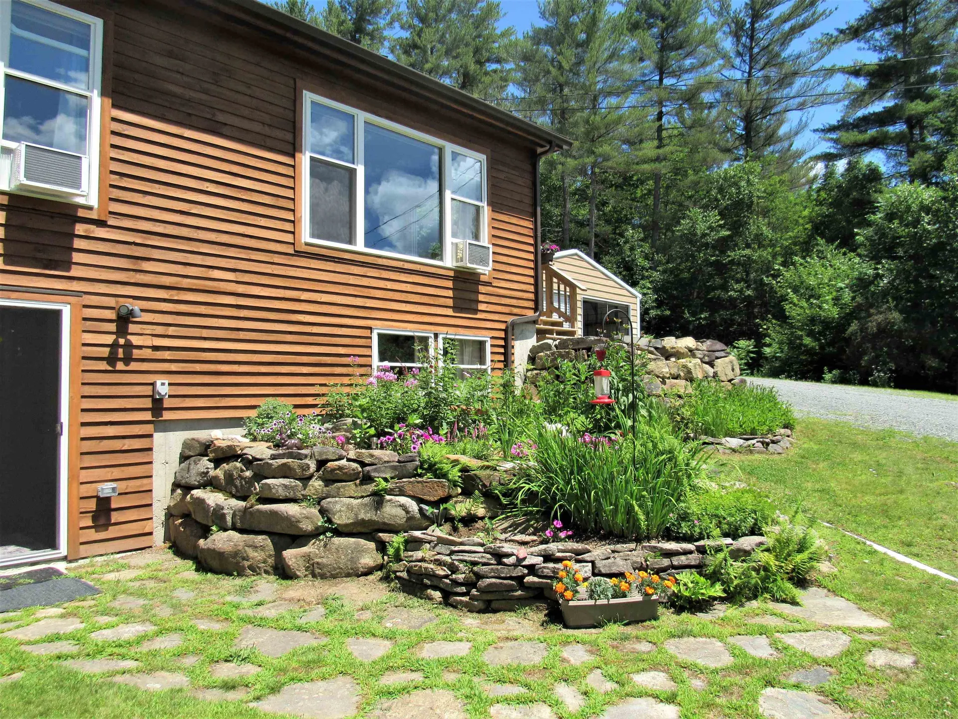 356 Old Newport Road Claremont NH 03743
