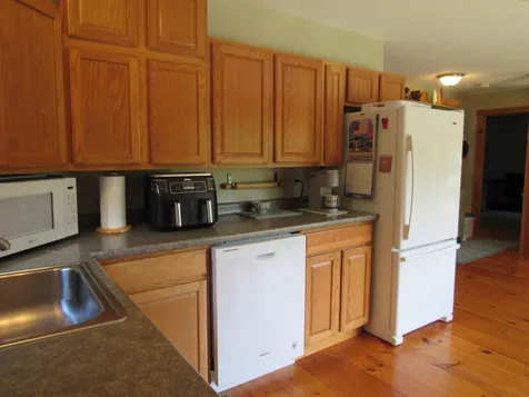 356 Old Newport Road Claremont NH 03743