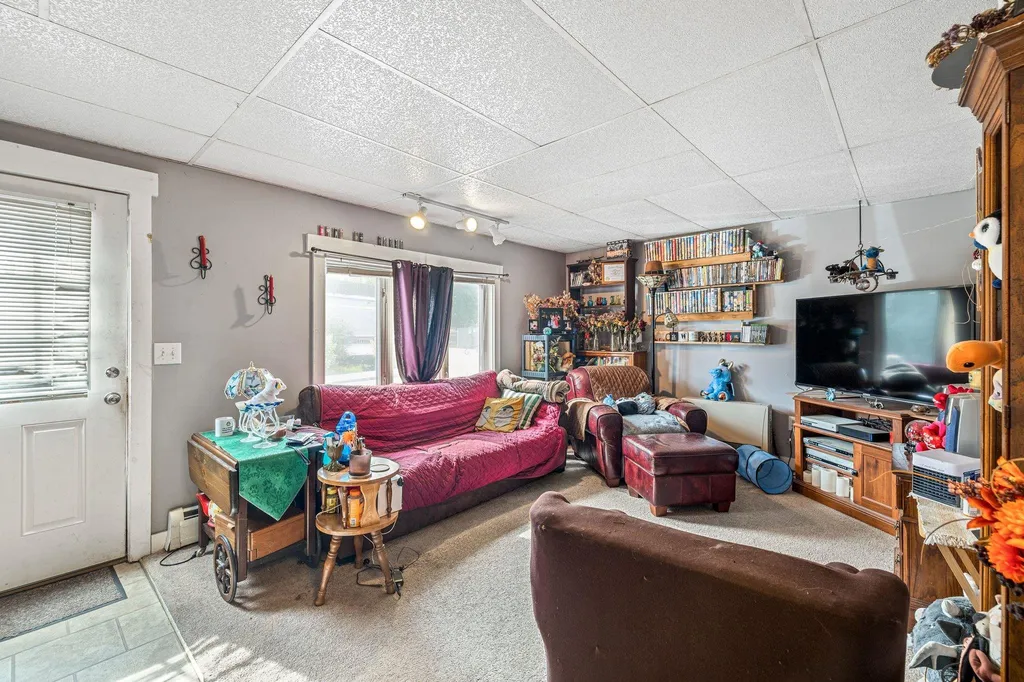 2, 3, 4 Spring Street Newmarket NH 03857