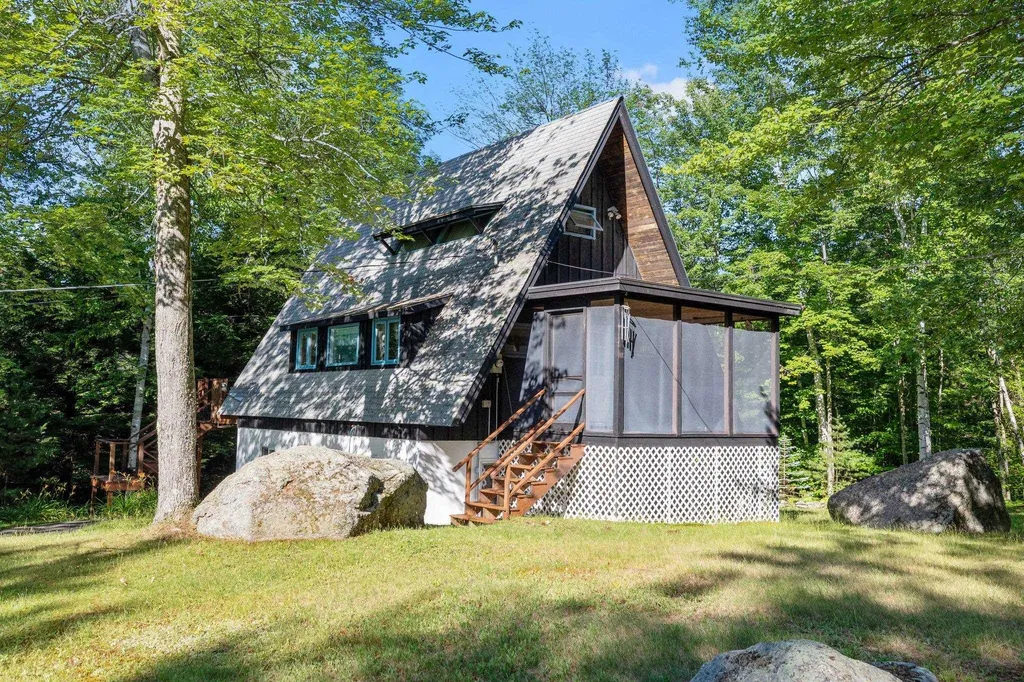 216 Roxbury Road Meredith NH 03253