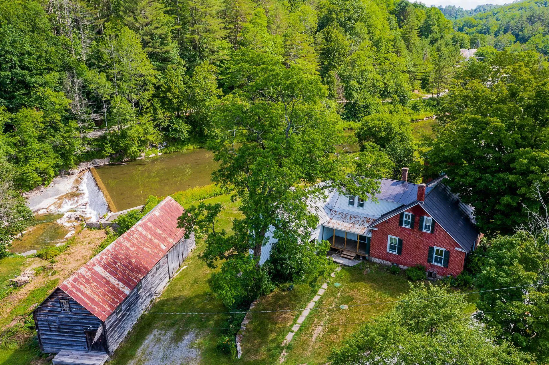 311 Vt Route 110 Tunbridge VT 05077