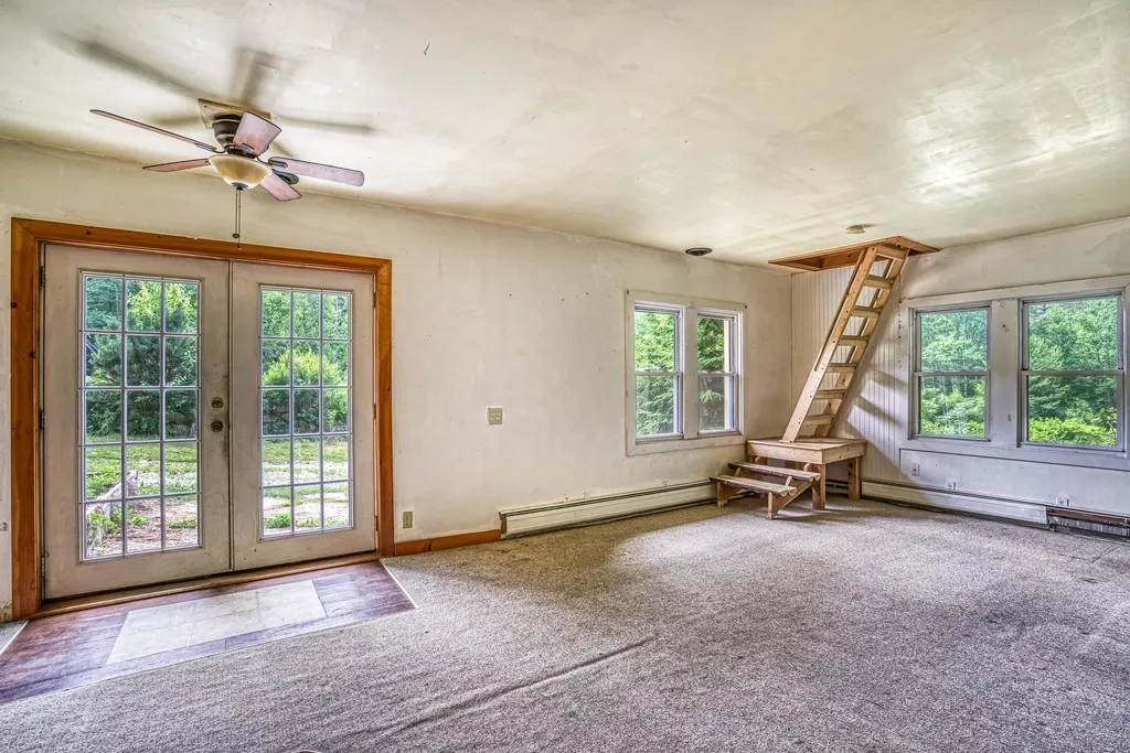 75 N Slack Road Unity NH 03743