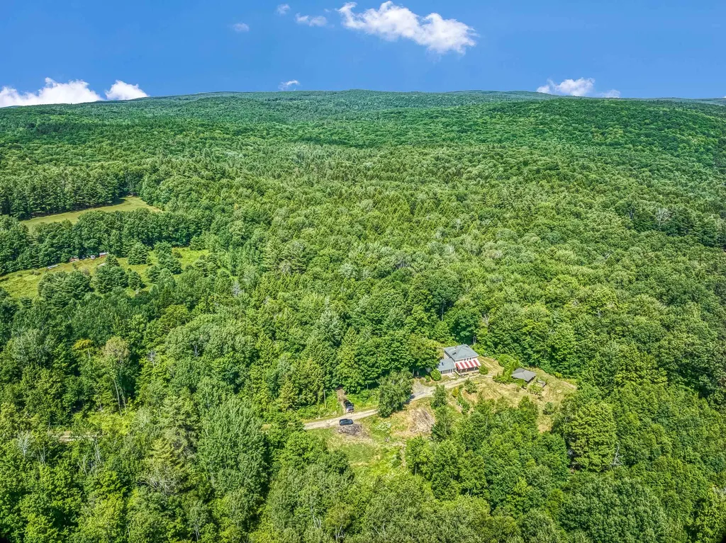 75 N Slack Road Unity NH 03743