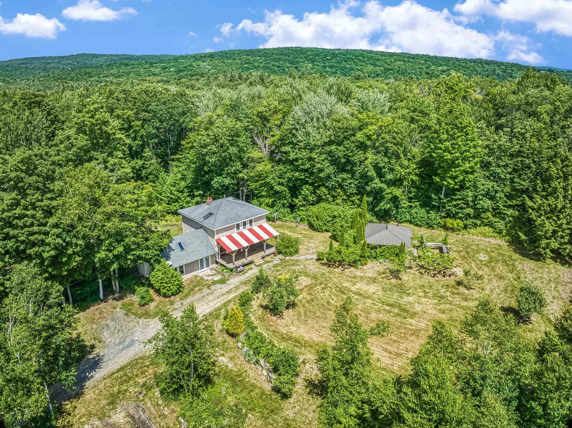 75 N Slack Road Unity NH 03743