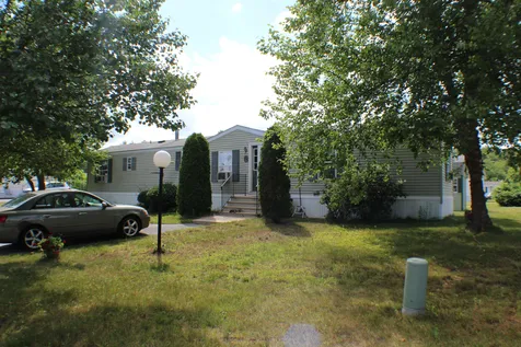 9 Elm Street Epsom NH 03234