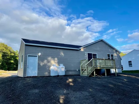 15 Sharon Way Fremont NH 03044