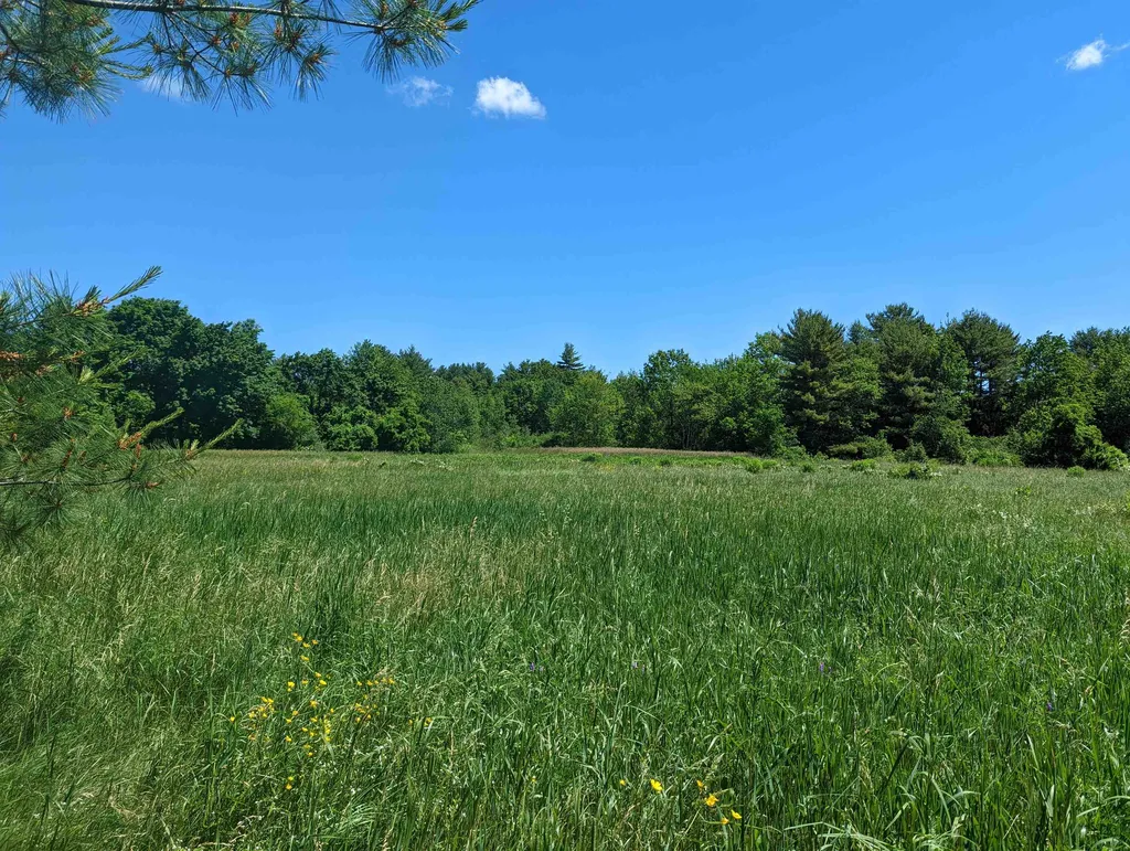 Map 8 Lot 104 Post Road North Hampton NH 03862