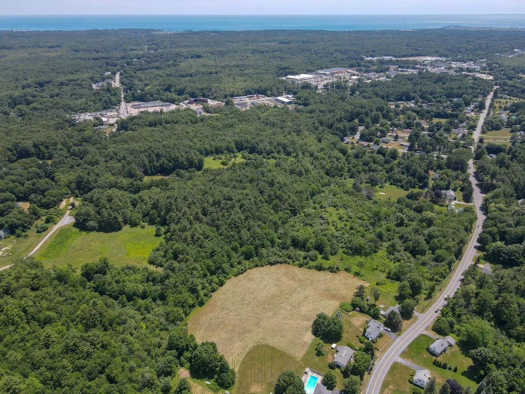 Map 8 Lot 104 Post Road North Hampton NH 03862
