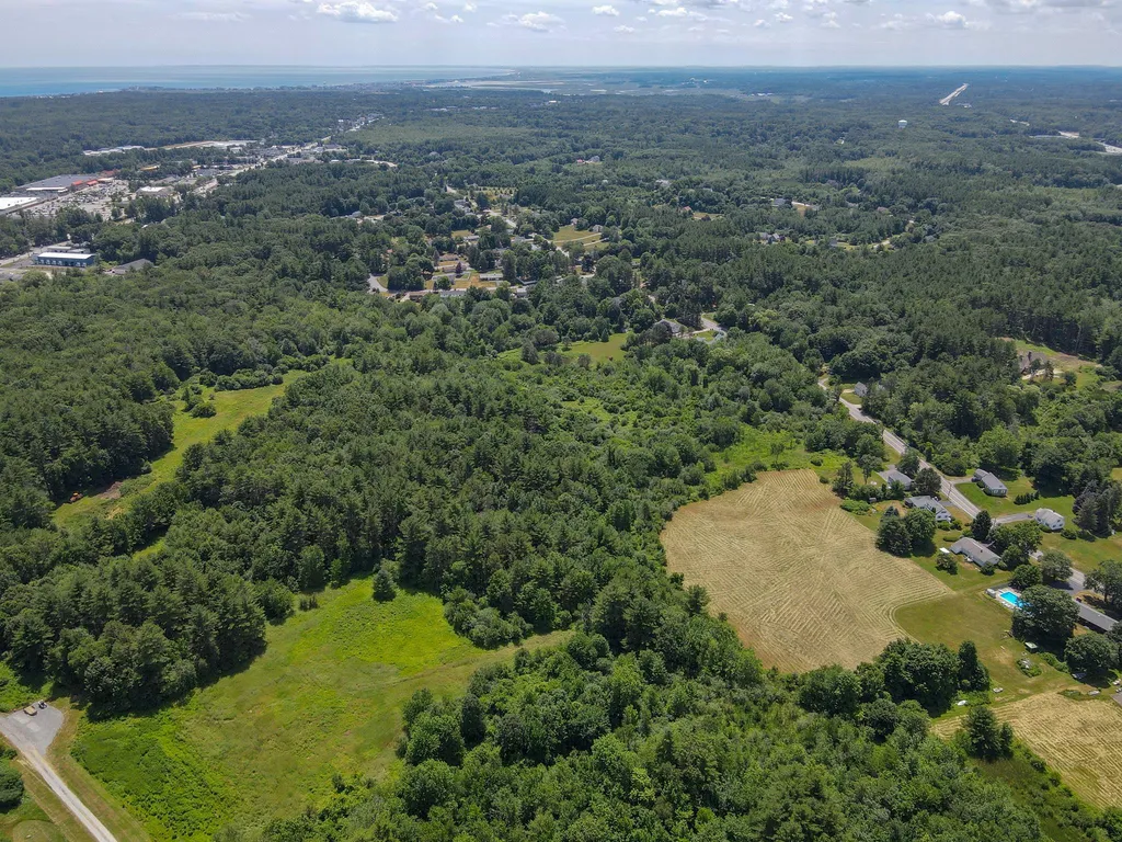 Map 8 Lot 104 Post Road North Hampton NH 03862