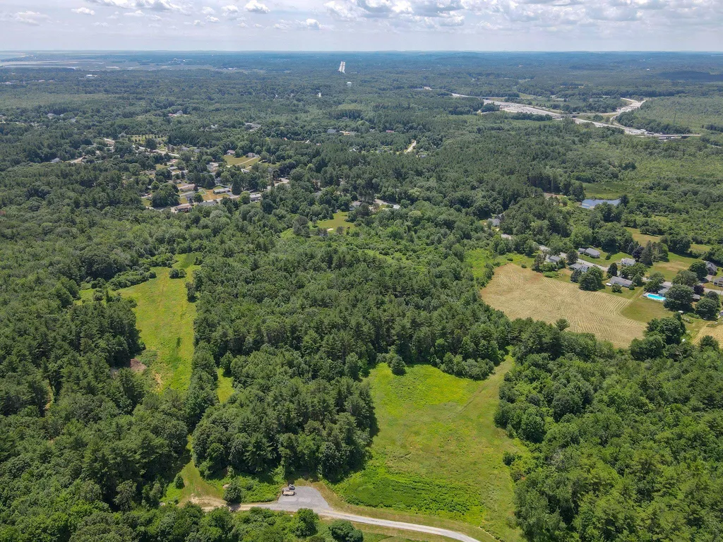 Map 8 Lot 104 Post Road North Hampton NH 03862