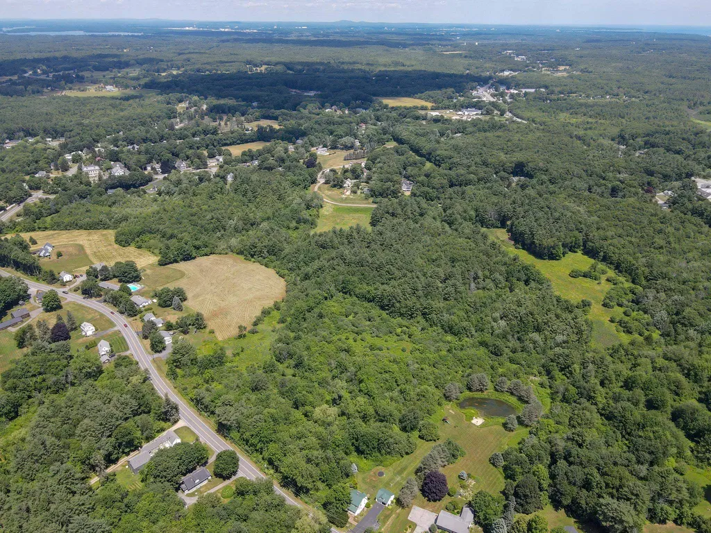 Map 8 Lot 104 Post Road North Hampton NH 03862