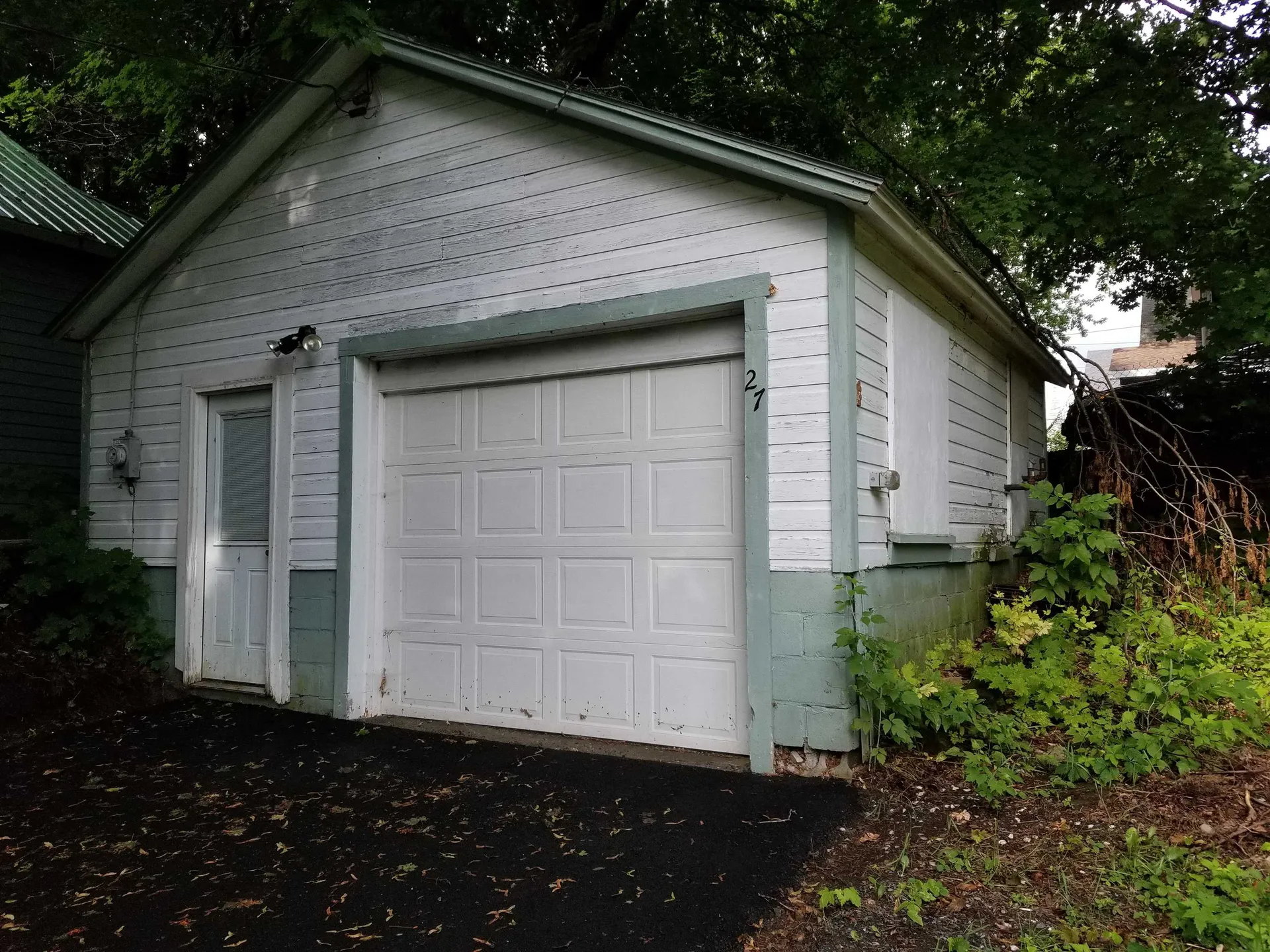 27 Spofford Street Claremont NH 03743