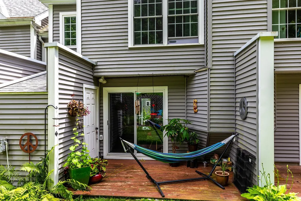 13803 Riverside Townhouses Road Manchester VT 05255