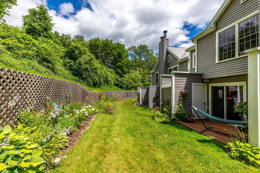 13803 Riverside Townhouses Road Manchester VT 05255