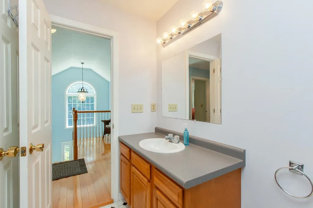 268 Lords Mill Road Epsom NH 03234