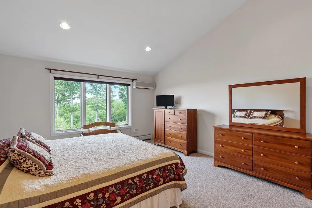 21 North Peak Village Road Newbury NH 03255