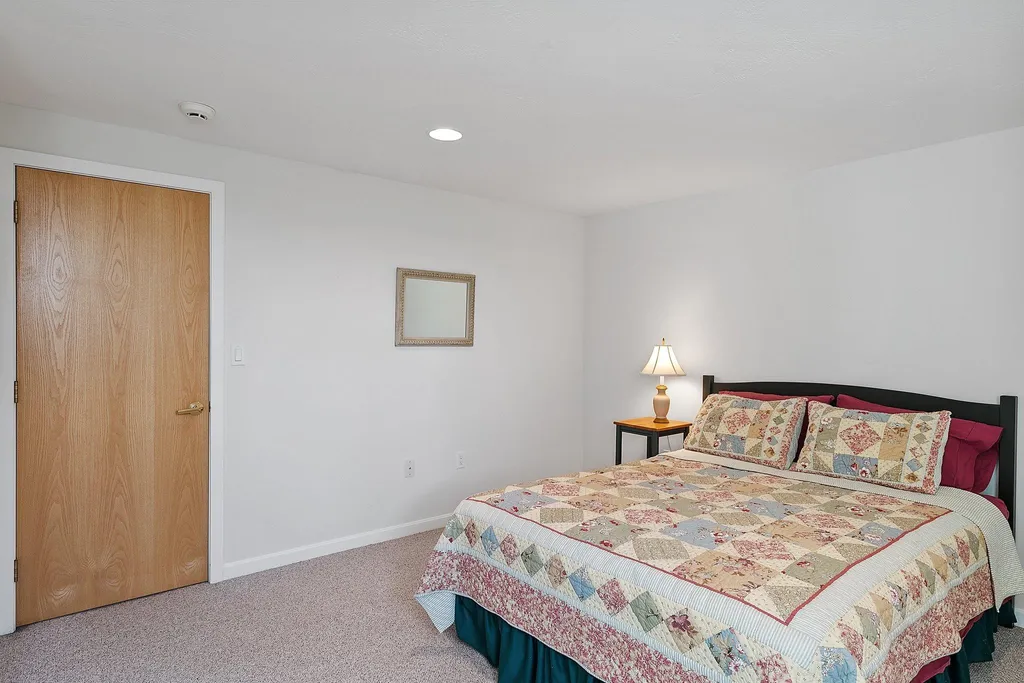 21 North Peak Village Road Newbury NH 03255