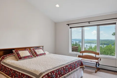 21 North Peak Village Road Newbury NH 03255