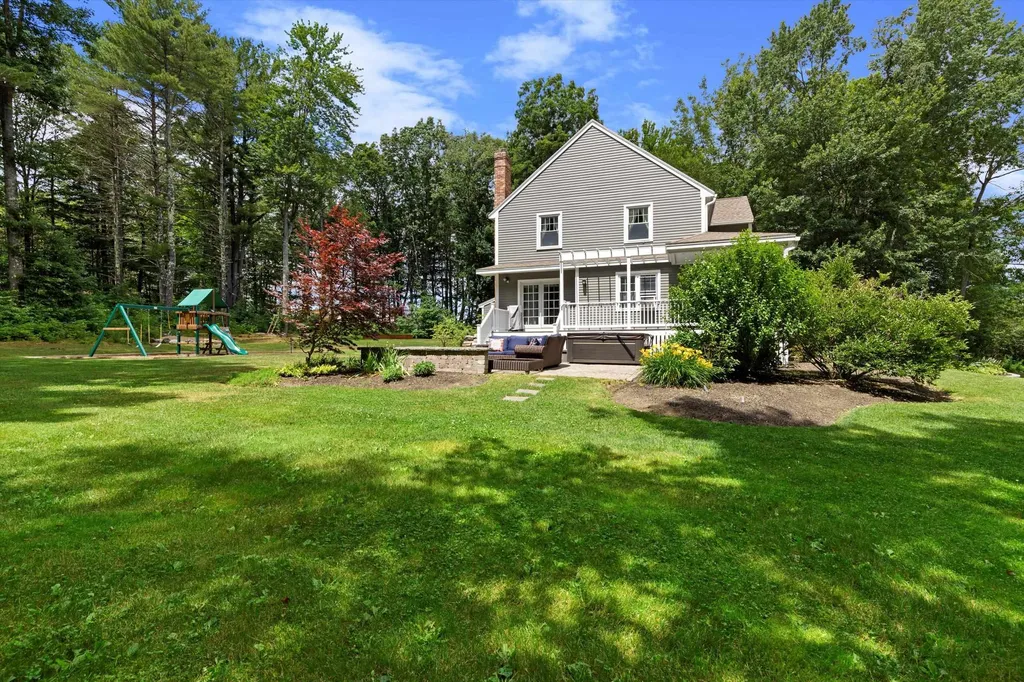 22 Alewive Farms Road Kennebunk ME 04043
