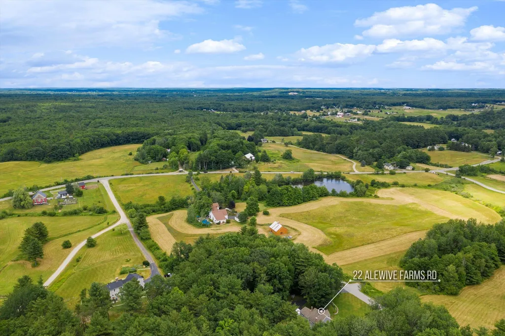 22 Alewive Farms Road Kennebunk ME 04043