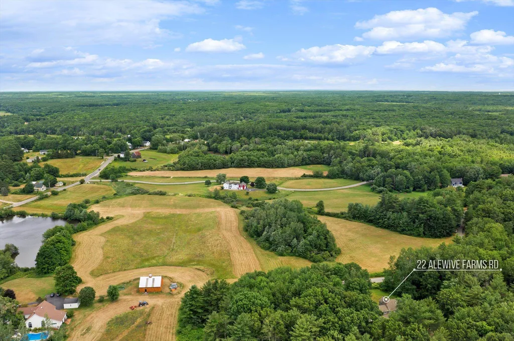 22 Alewive Farms Road Kennebunk ME 04043