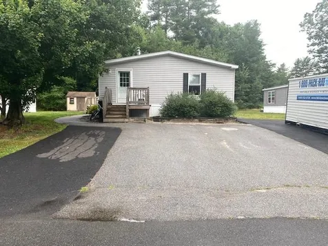 15 Spring Drive Derry NH 03038