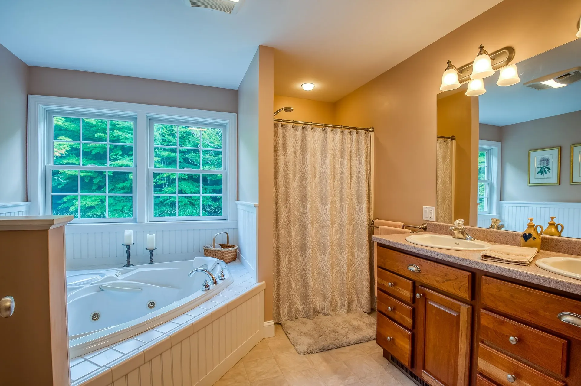 1060 Cleveland Hill Road Tamworth NH 03886