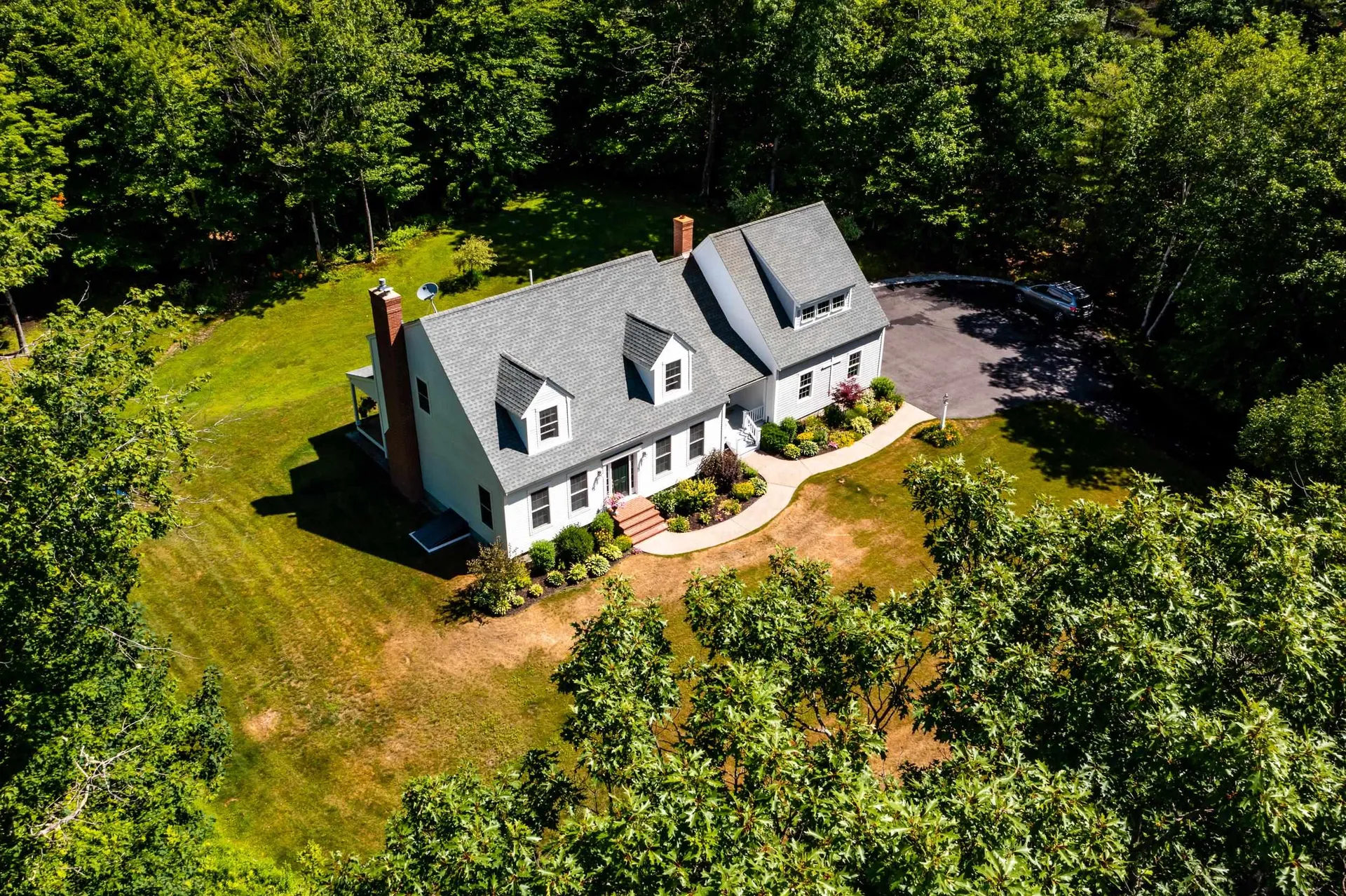 1060 Cleveland Hill Road Tamworth NH 03886