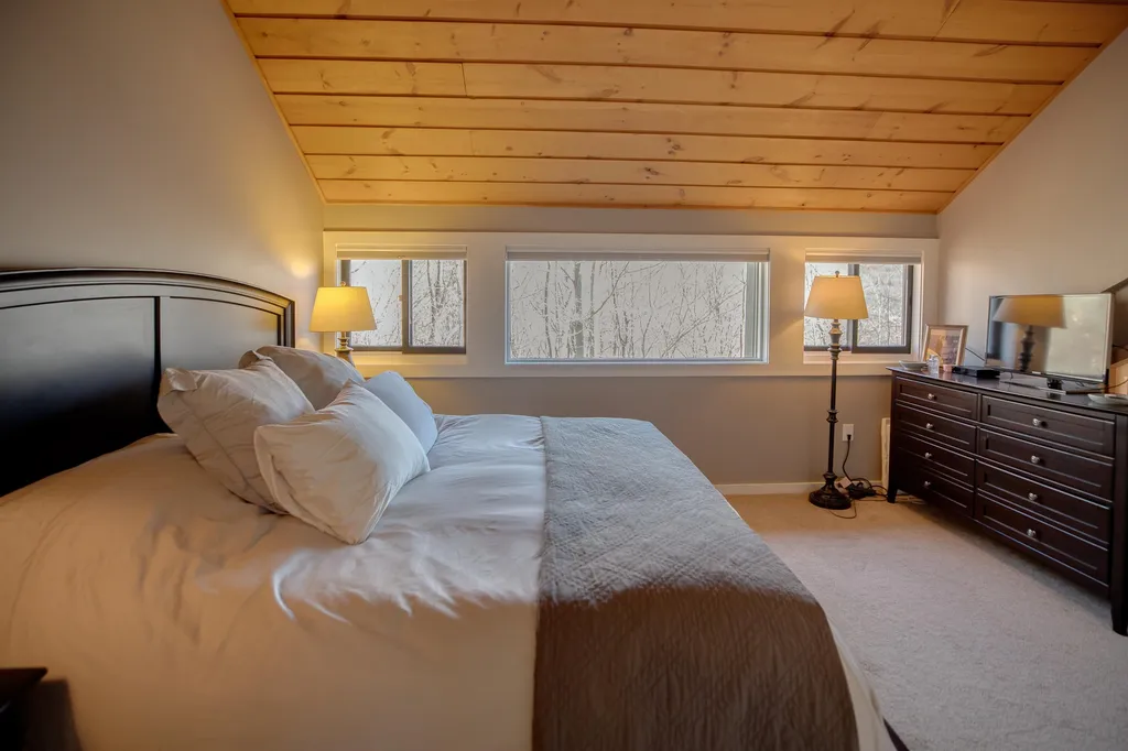 152 Clearbrook Road Lincoln NH 03251