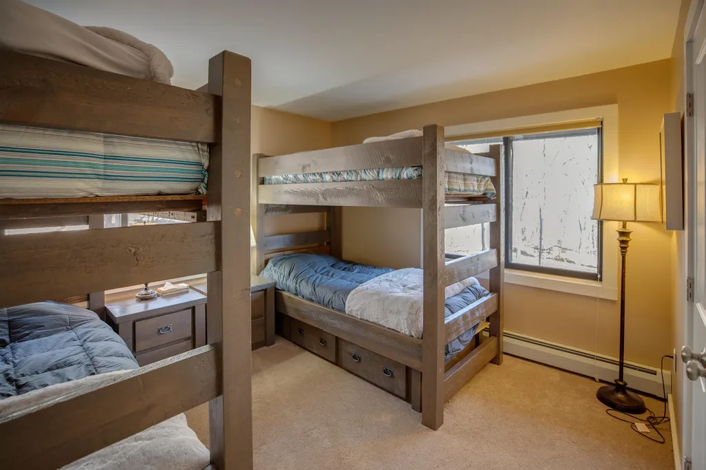 152 Clearbrook Road Lincoln NH 03251