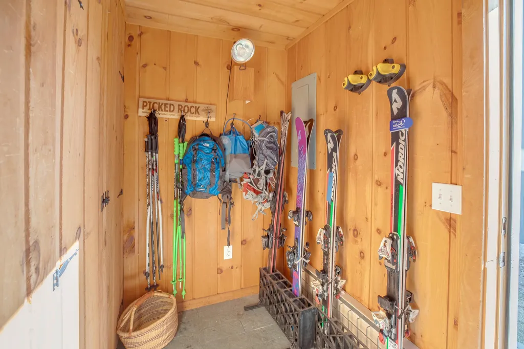 152 Clearbrook Road Lincoln NH 03251
