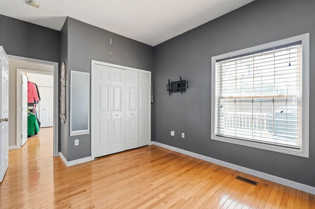 120 Elton Avenue Manchester NH 03109