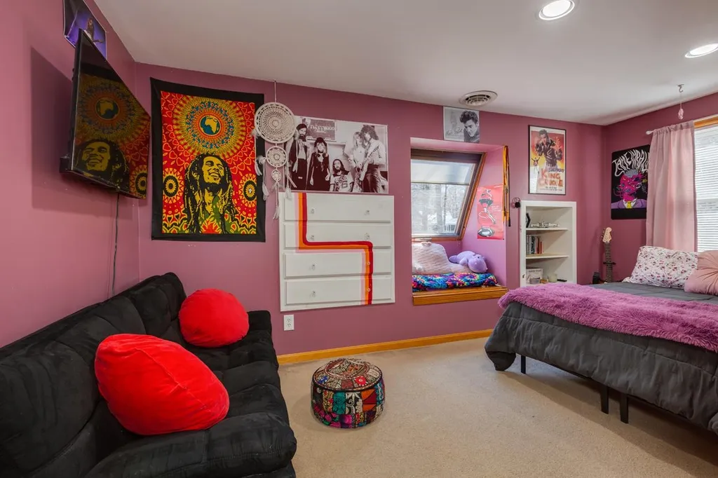 25 Holmeswood Drive Sandown NH 03873