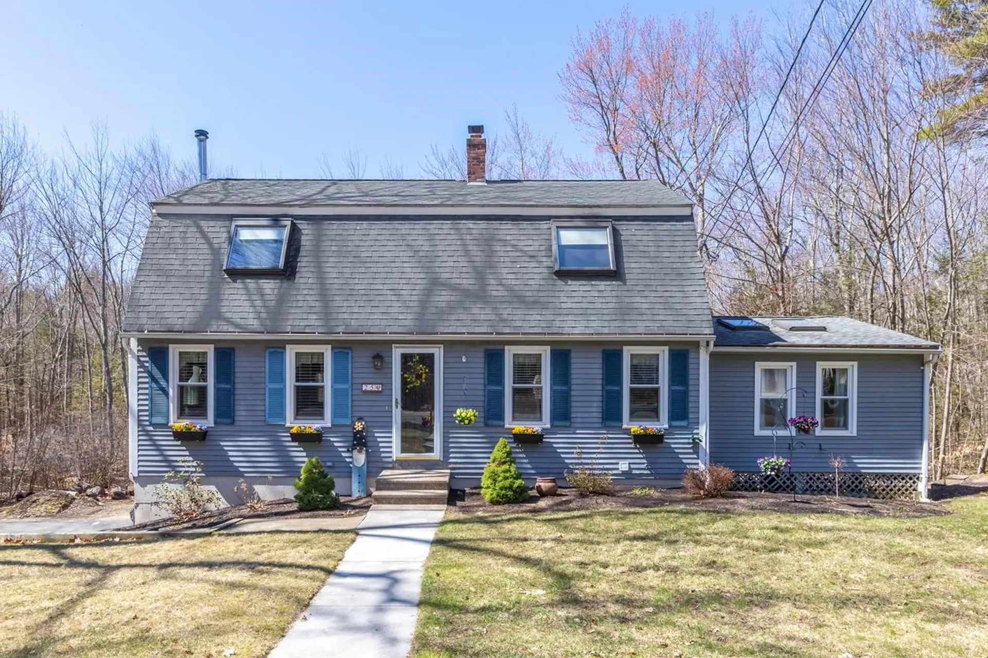 25 Holmeswood Drive Sandown NH 03873