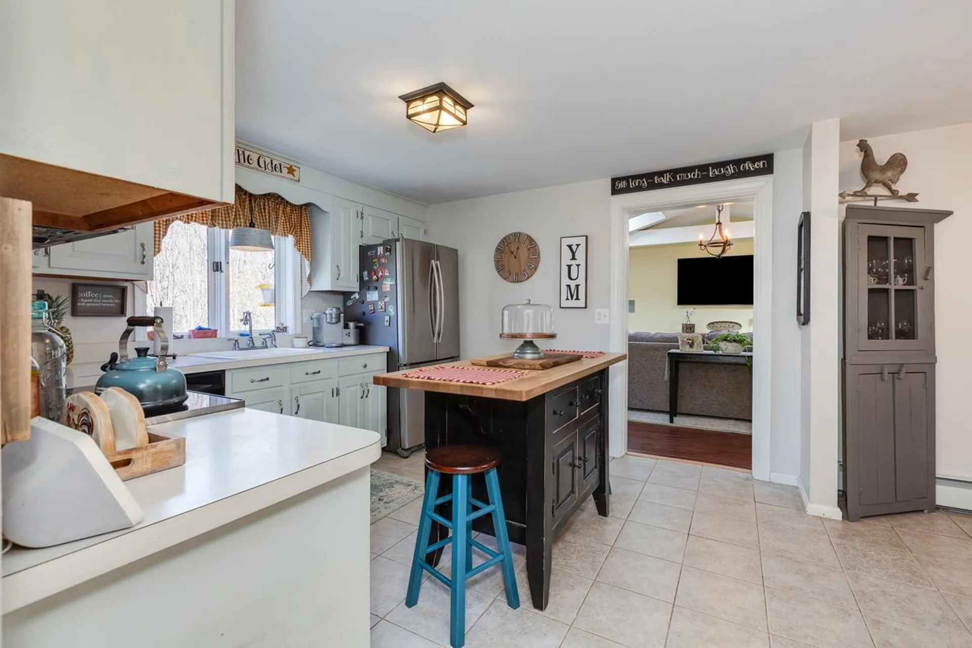 25 Holmeswood Drive Sandown NH 03873