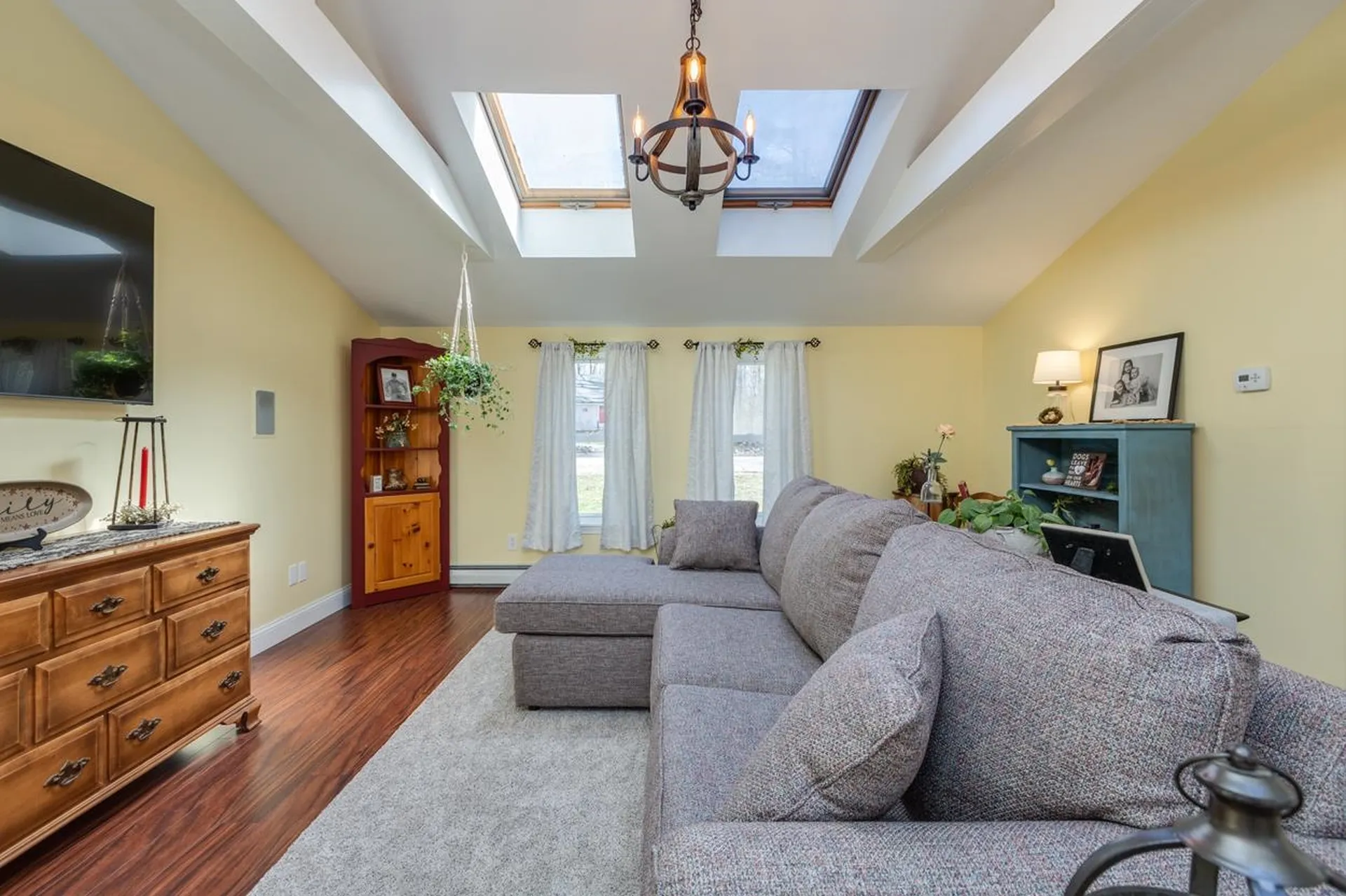 25 Holmeswood Drive Sandown NH 03873