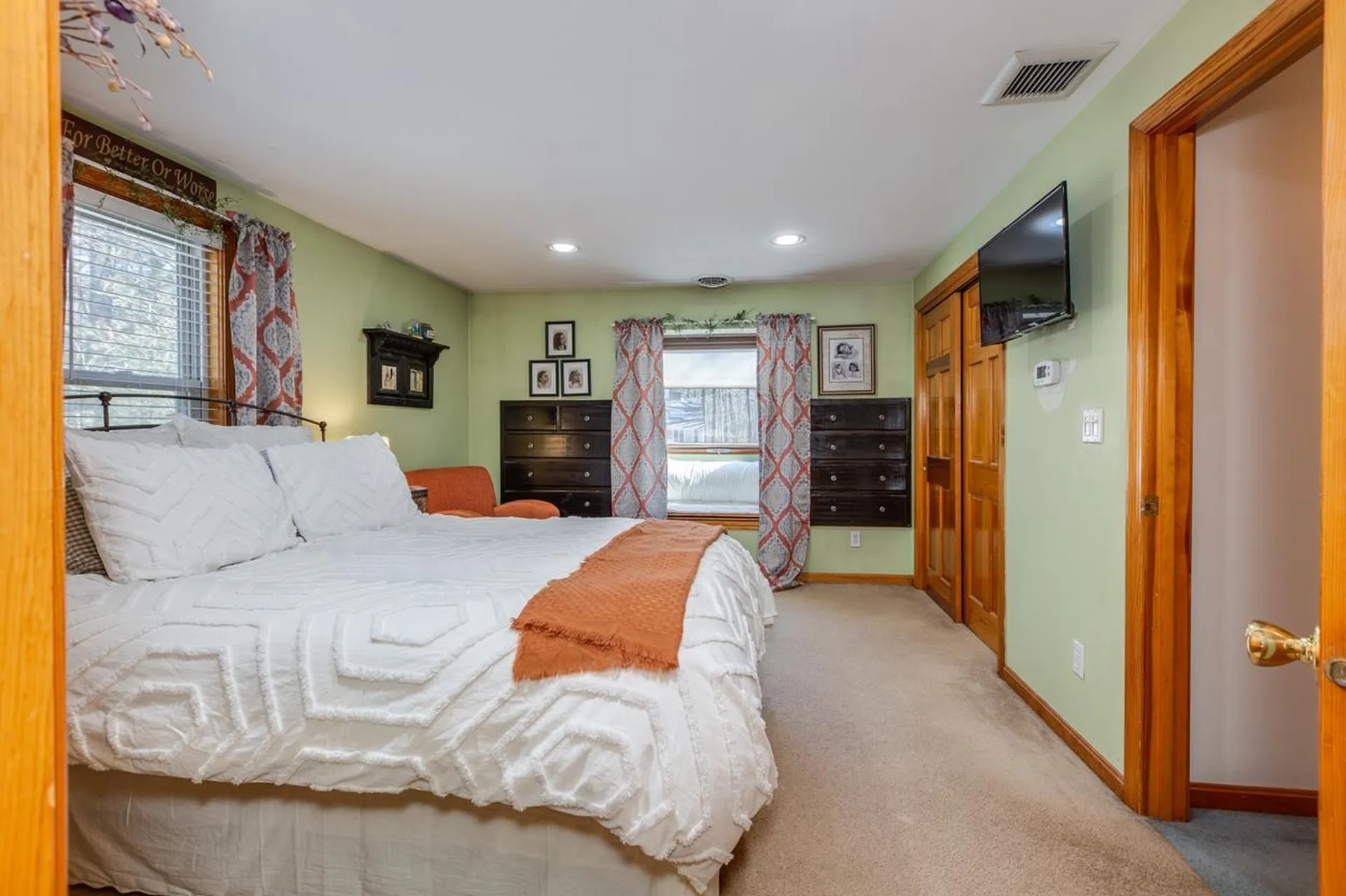 25 Holmeswood Drive Sandown NH 03873