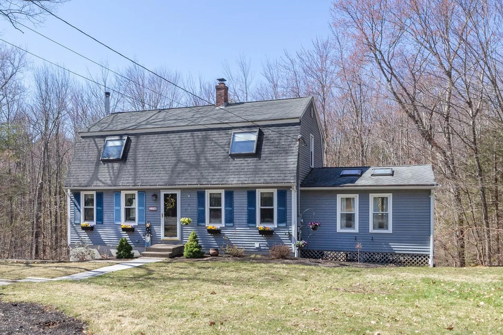 25 Holmeswood Drive Sandown NH 03873