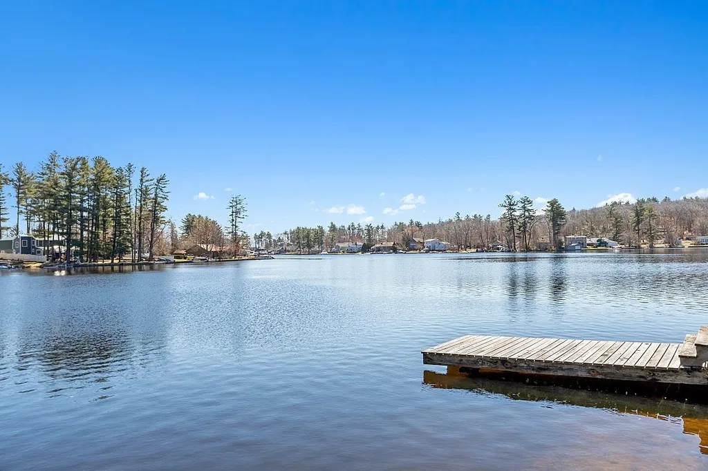 51 Shore Drive Salem NH 03079