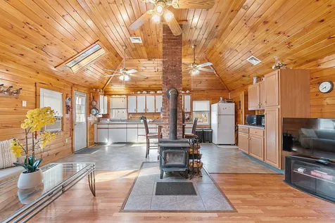 51 Shore Drive Salem NH 03079