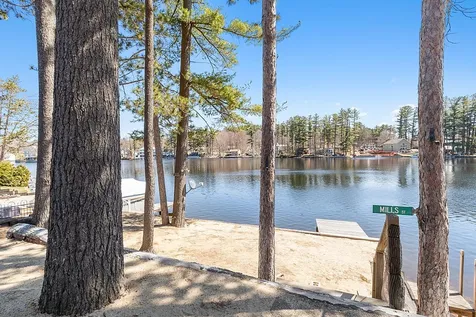 51 Shore Drive Salem NH 03079