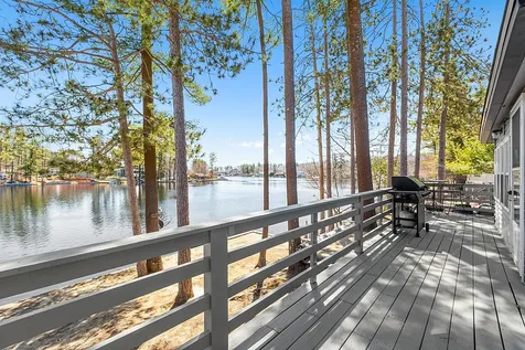 51 Shore Drive Salem NH 03079