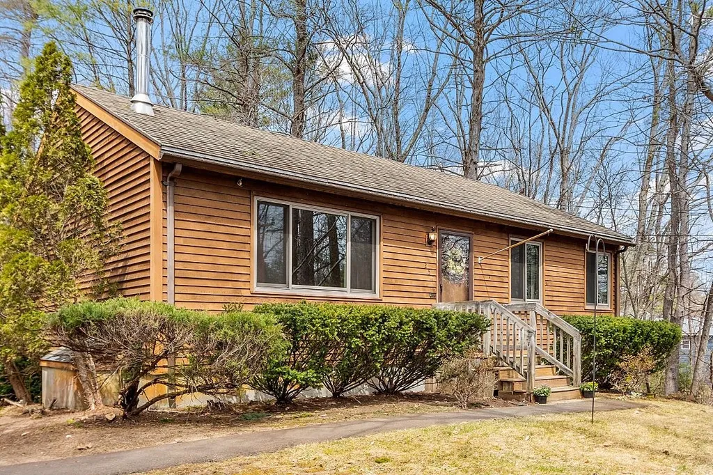 257 Kingston Road Danville NH 03819
