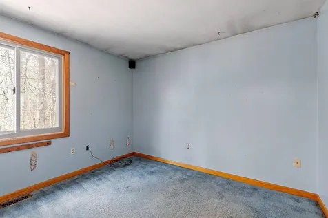 257 Kingston Road Danville NH 03819