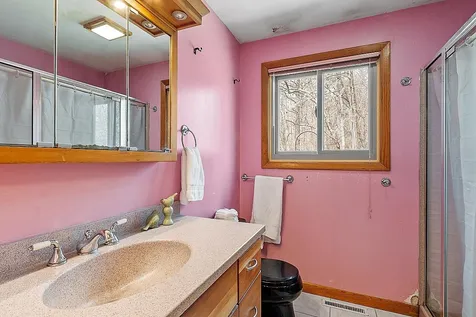 257 Kingston Road Danville NH 03819
