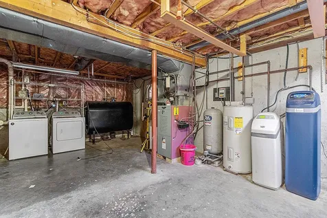 257 Kingston Road Danville NH 03819