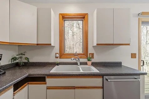 257 Kingston Road Danville NH 03819